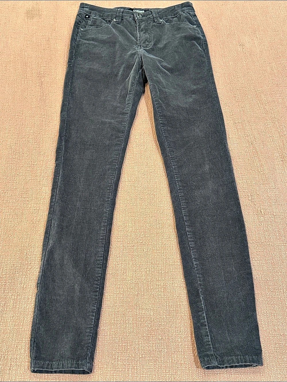Lois cords Women's skinny Straight Leg Corduroy Jeans W27L31